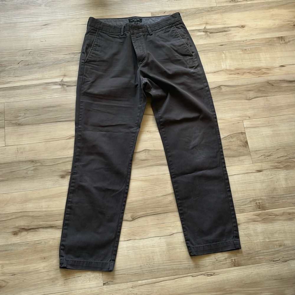 Vince Camuto Chinos